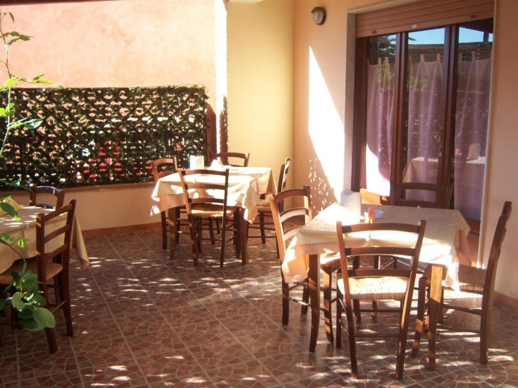Bed and Breakfast Sa Marina Ла-Калетта Экстерьер фото